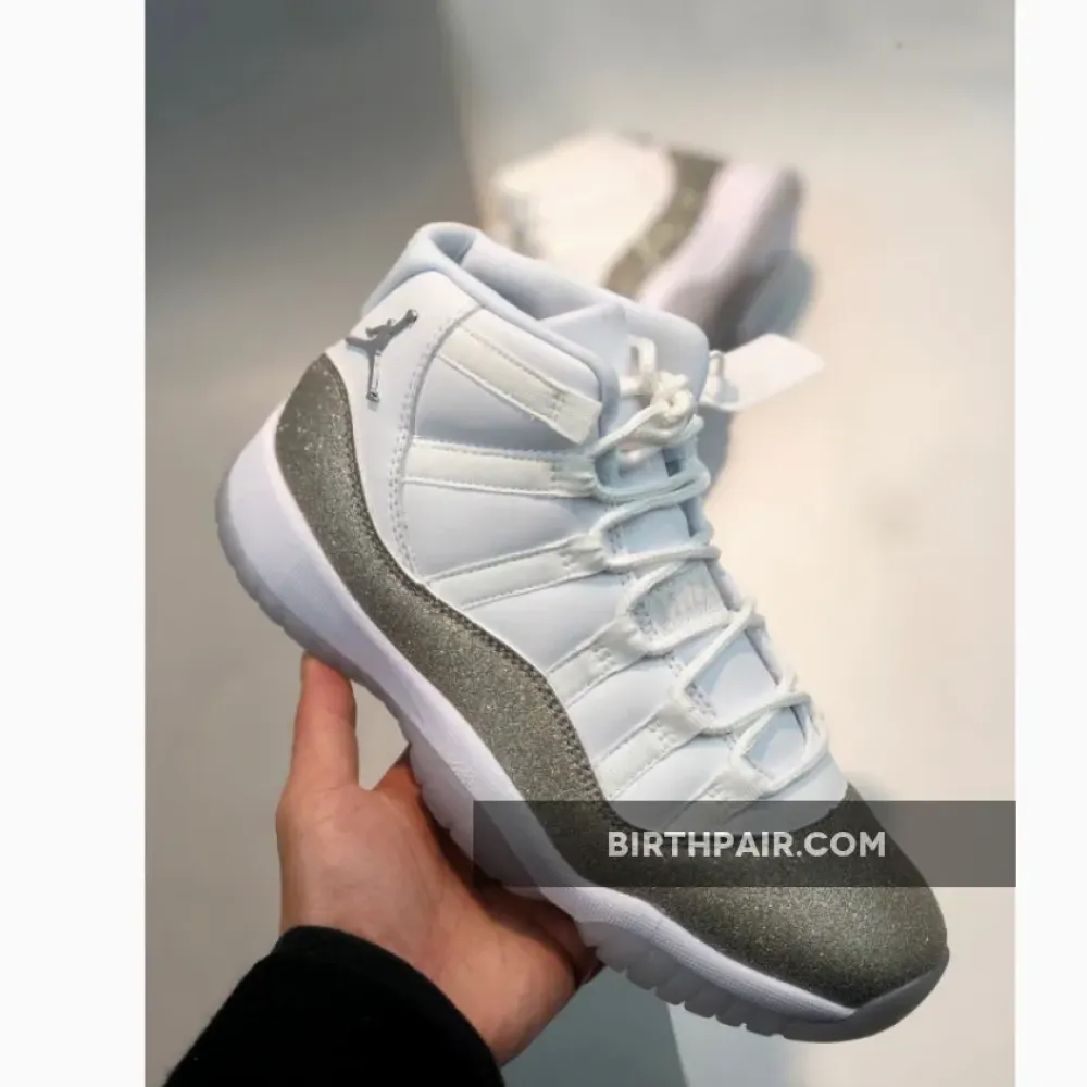 Air Jordan 11 White/Metallic Silver-Vast Grey AR0715-100