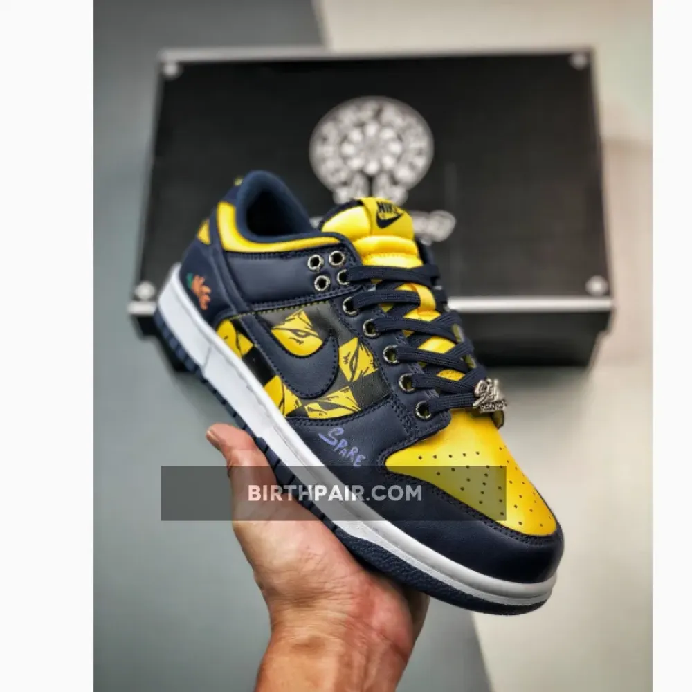 Custom Nike Dunk Low Michigan VS-TJAQ7OR