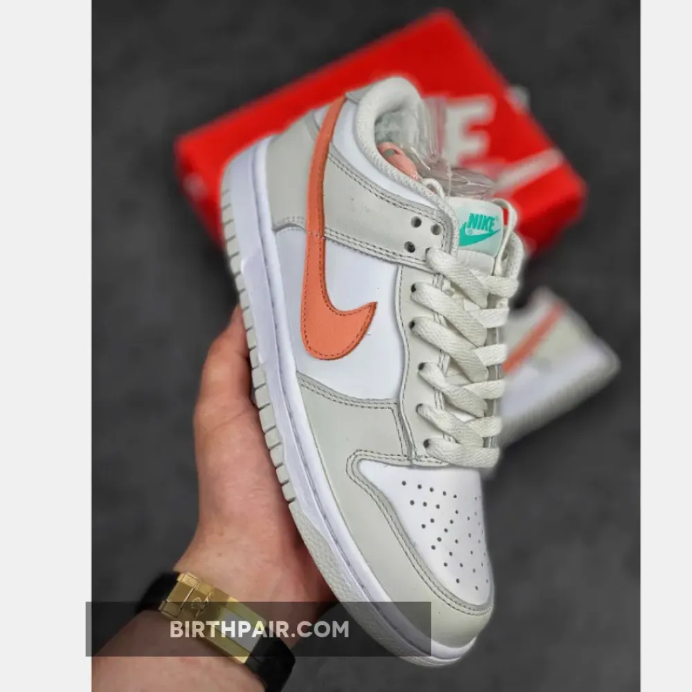 Nike Dunk Low GS ” Tropical Twist” CW1590-101 VS-L2U1XEH