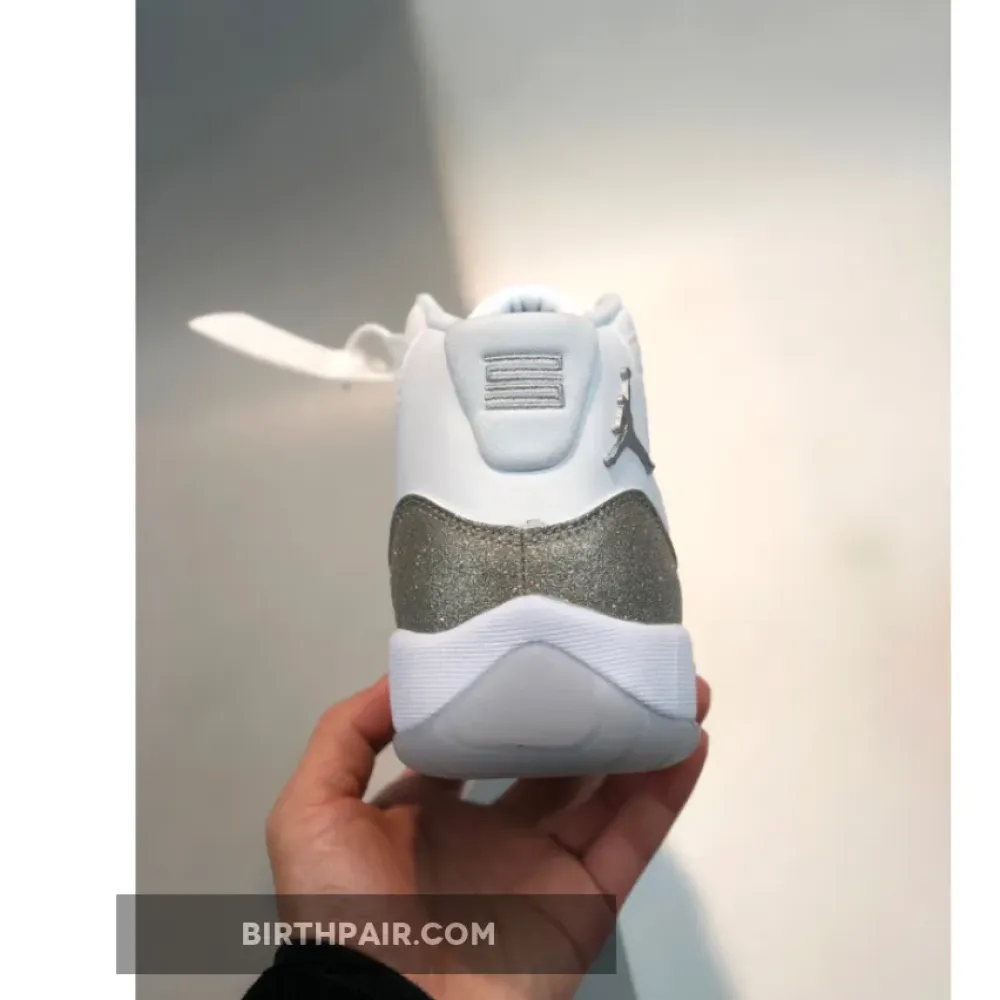 Air Jordan 11 White/Metallic Silver-Vast Grey AR0715-100