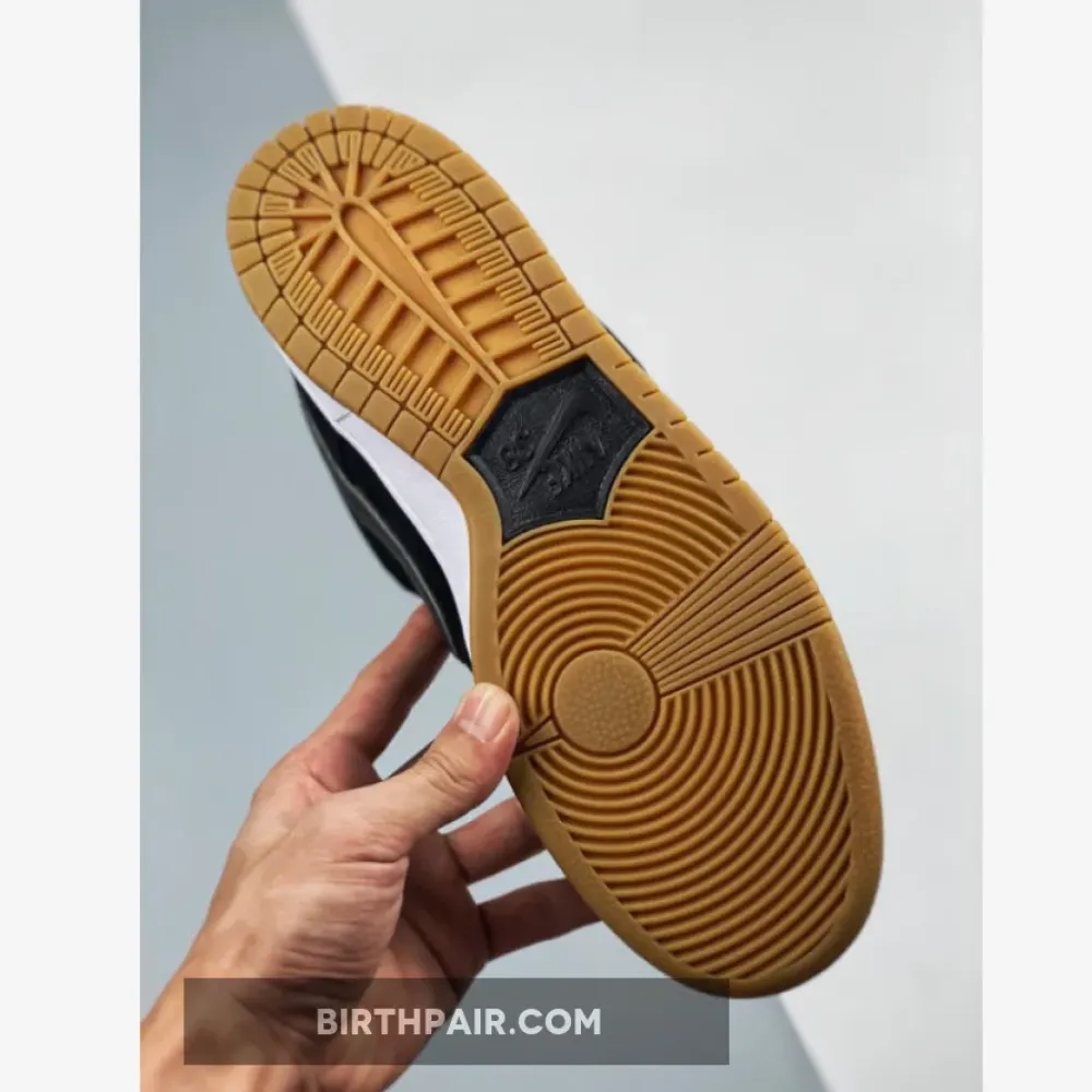 Quartersnacks x Nike SB Dunk Low Premium Black Reflective Silver VS-LU7AQA7