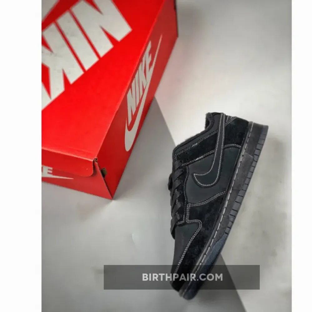 Nike SB Dunk Low Pro “Blackout” VS-I47MBSH