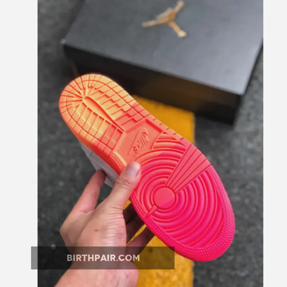 Air Jordan 1 Low GS White/Bright Crimson-Bright Mango-White VS-1OSZCPI