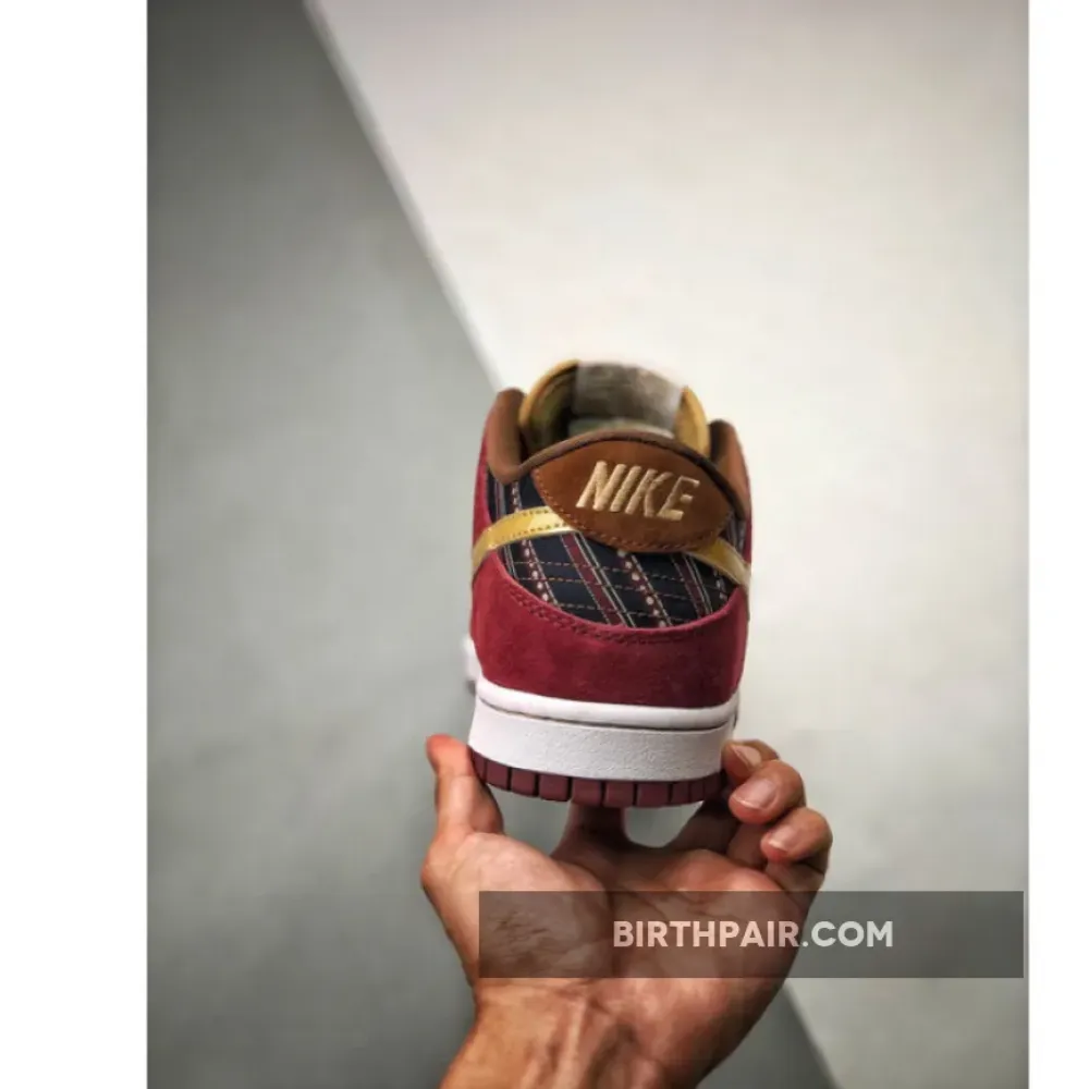 Nike SB Dunk Low ” Anchorman” Team Red/Metallic Gold VS-PVOEZR0