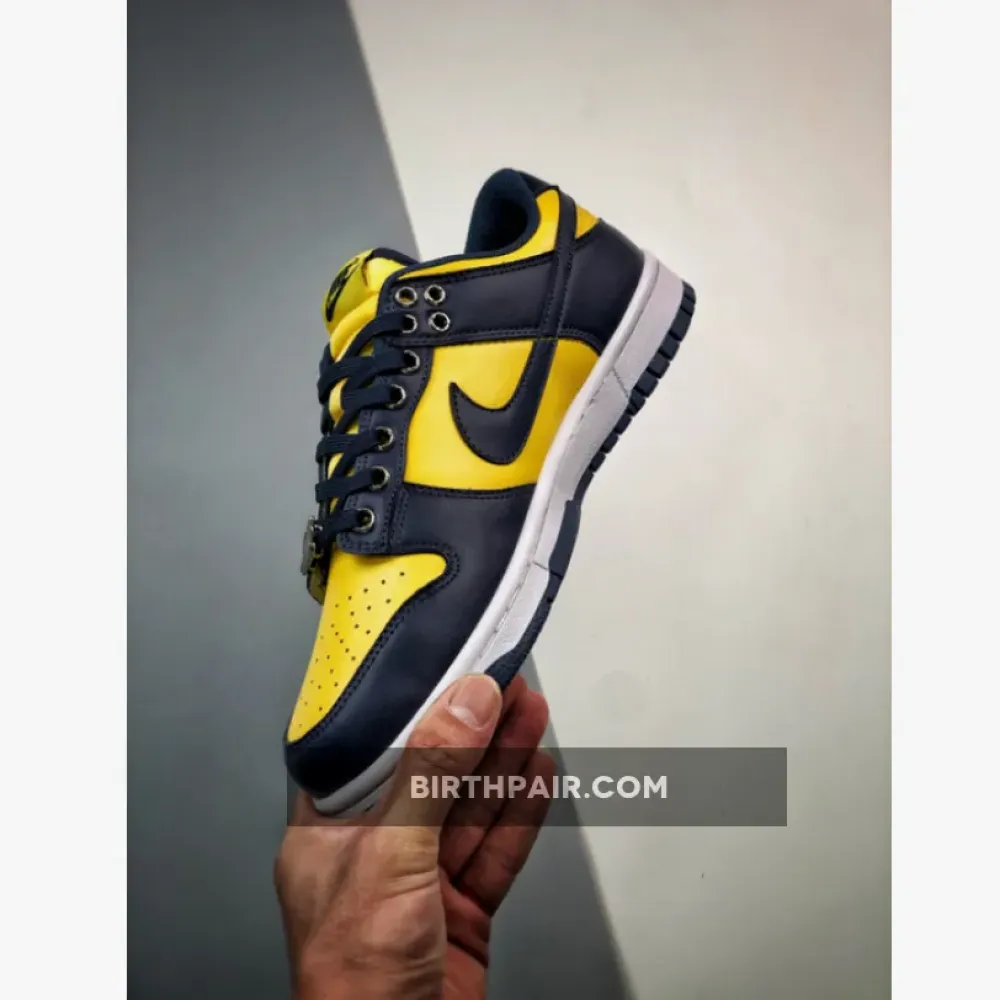 Custom Nike Dunk Low Michigan VS-TJAQ7OR