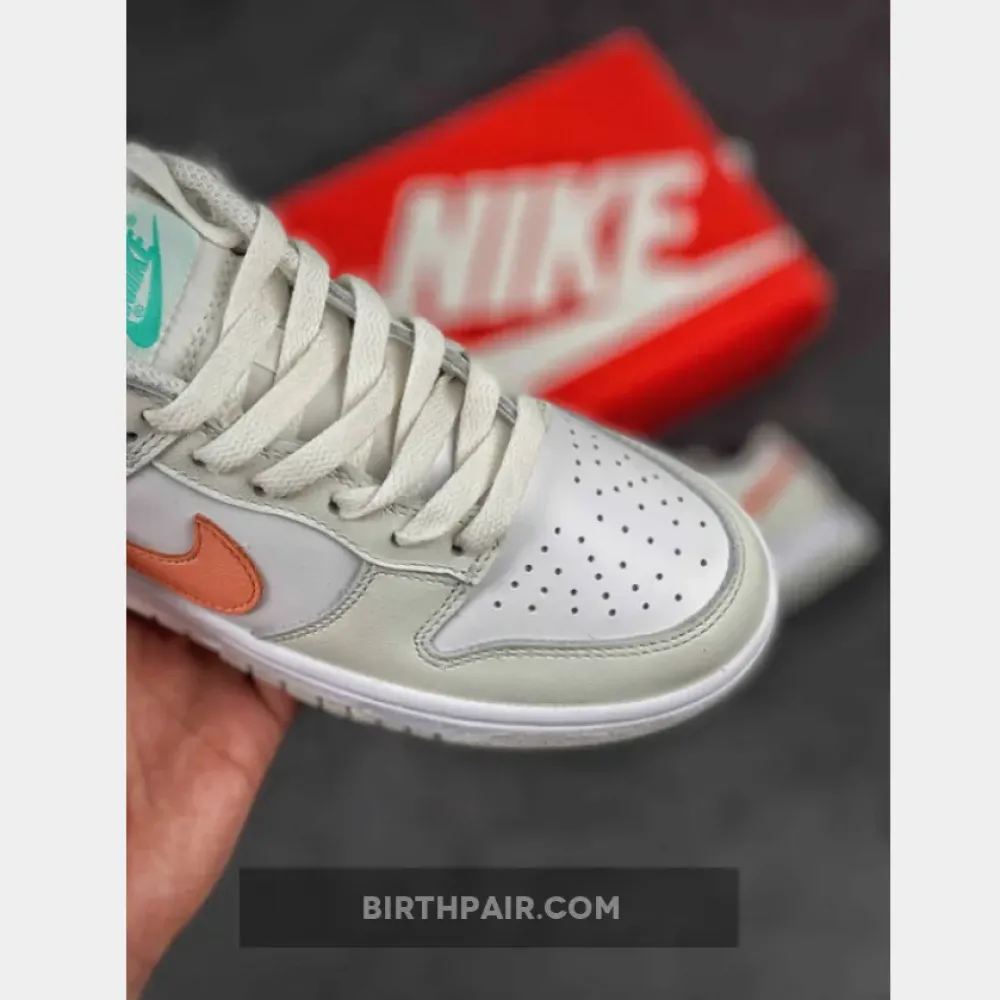 Nike Dunk Low GS ” Tropical Twist” CW1590-101 VS-L2U1XEH