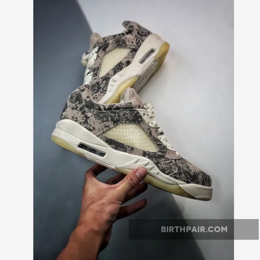 Air Jordan 5 Low ” Expression” Coconut Milk/Black-White DA8016-100 VS-X8AV8P1