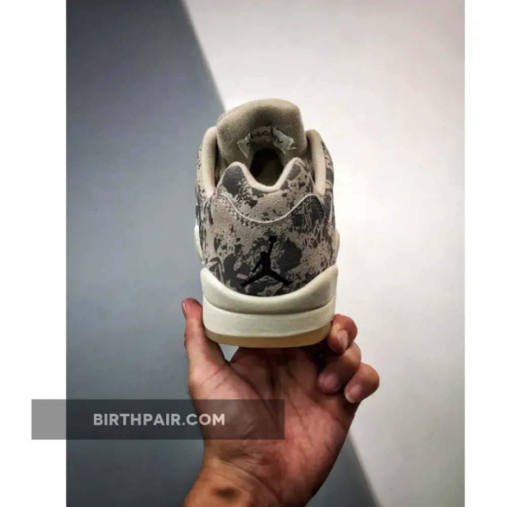 Air Jordan 5 Low ” Expression” Coconut Milk/Black-White DA8016-100 VS-X8AV8P1