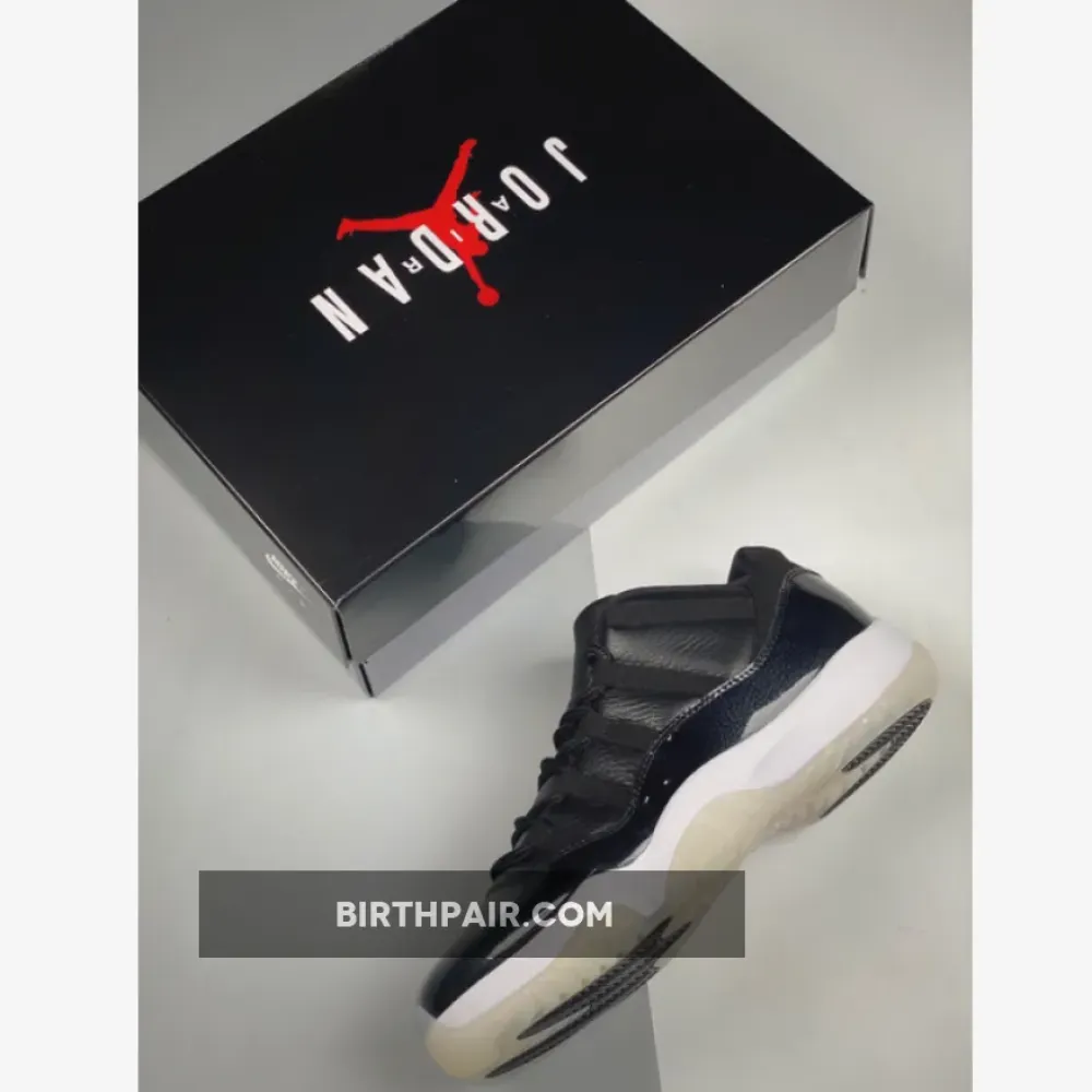Air Jordan 11 Low “72-10” Black/Gym Red/White/Sail VS-1V28VL7
