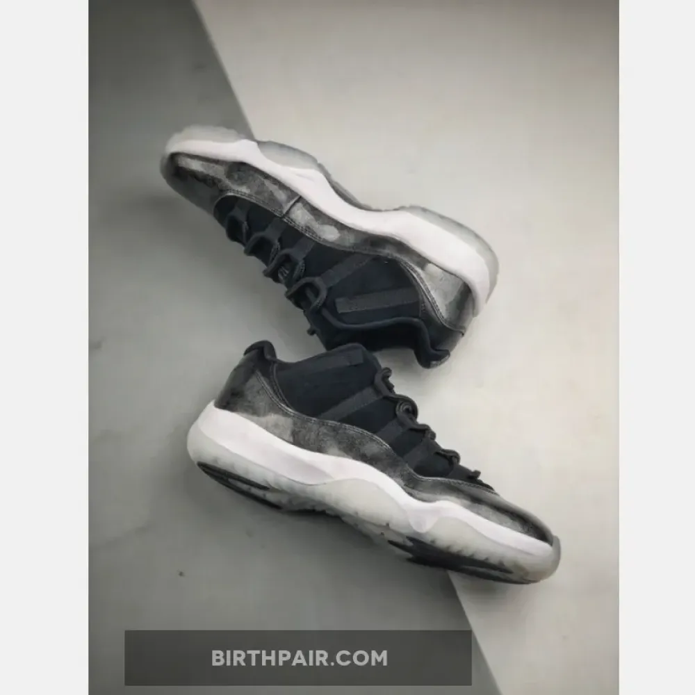 Air Jordan 11 Low ” Barons” Black/Metallic Silver-White VS-Z906CAT