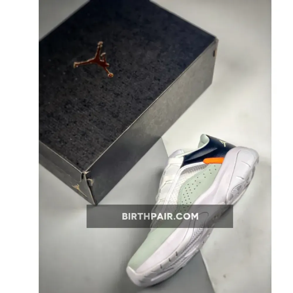 Air Jordan 11 CMFT Low Barely Green/White-Black VS-TE19MRJ