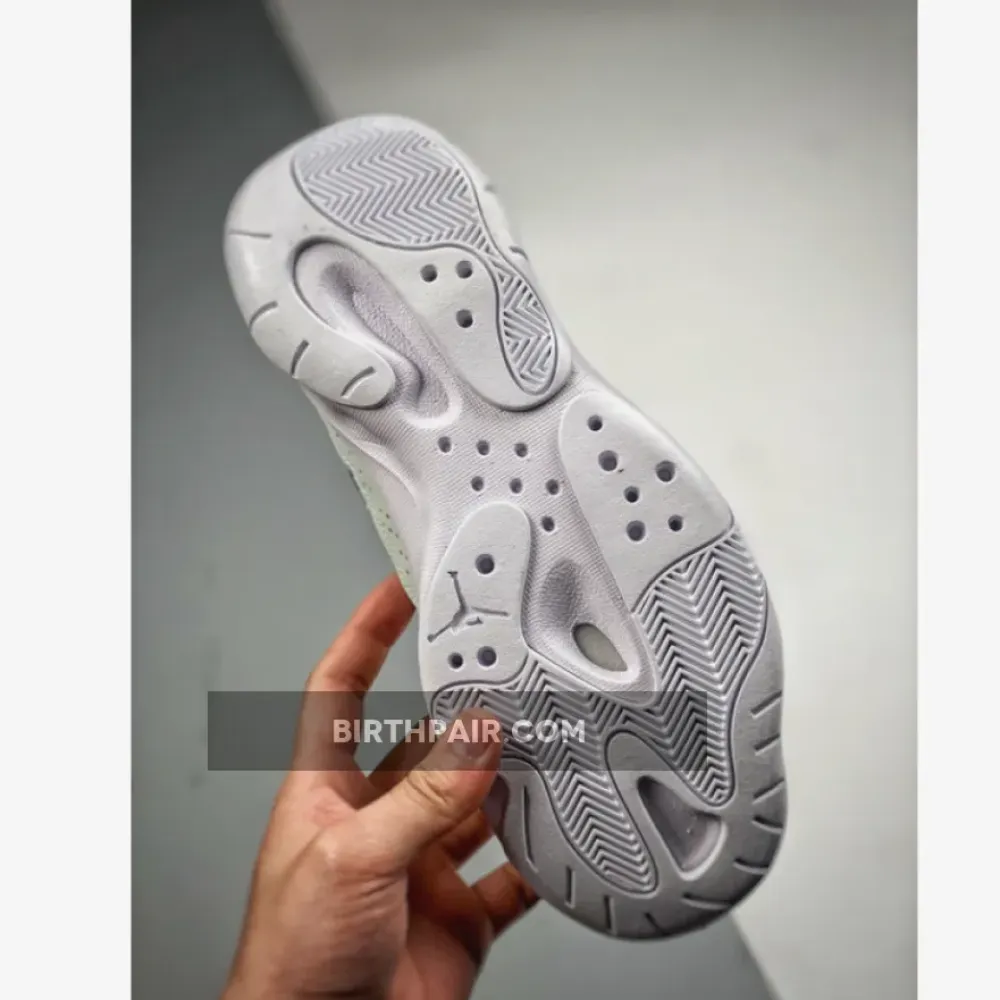 Air Jordan 11 CMFT Low Barely Green/White-Black VS-TE19MRJ